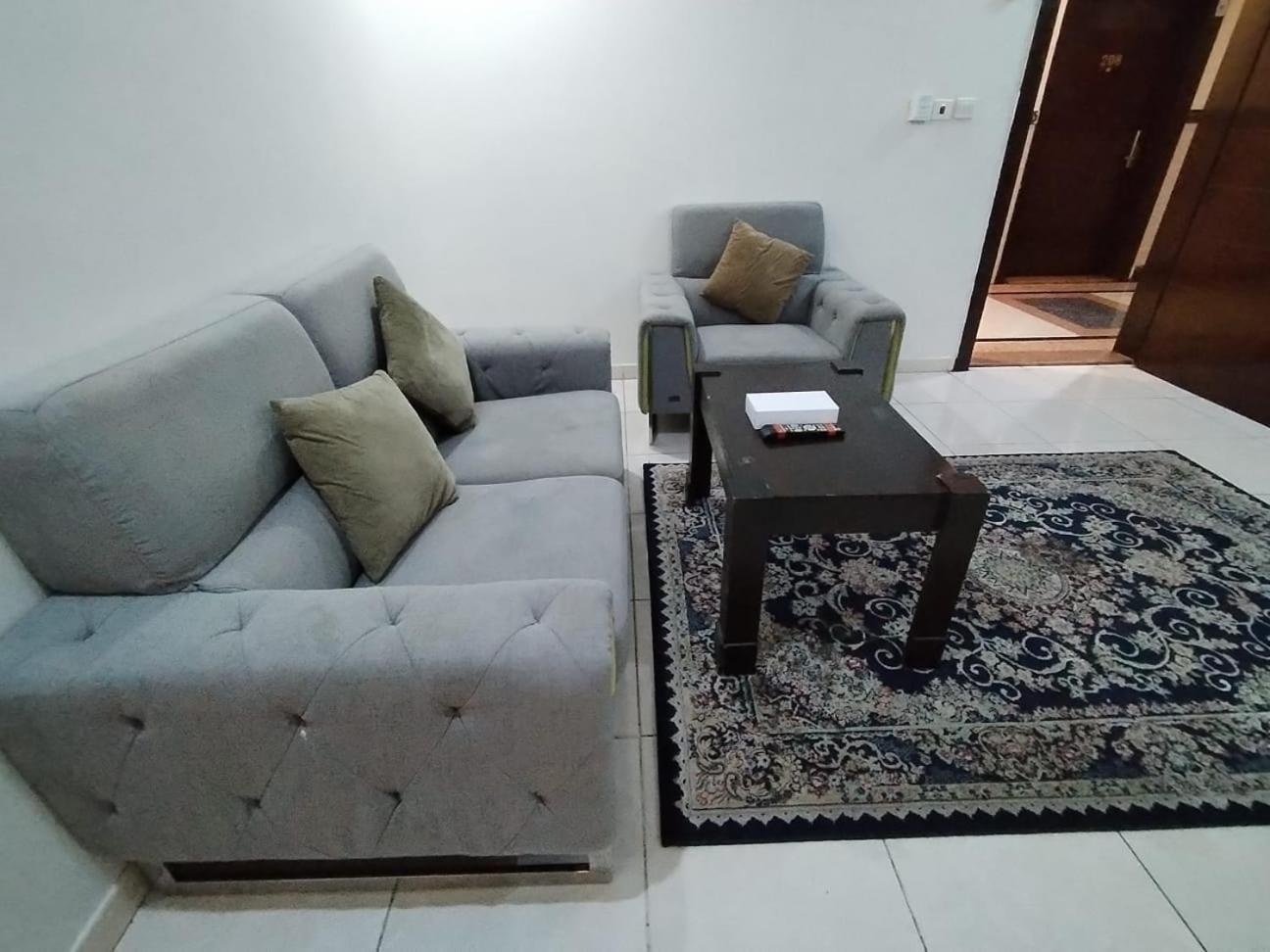 فندق الفرسان المتحدة فرع الفيصلية Aparthotel Jeddah Exterior photo