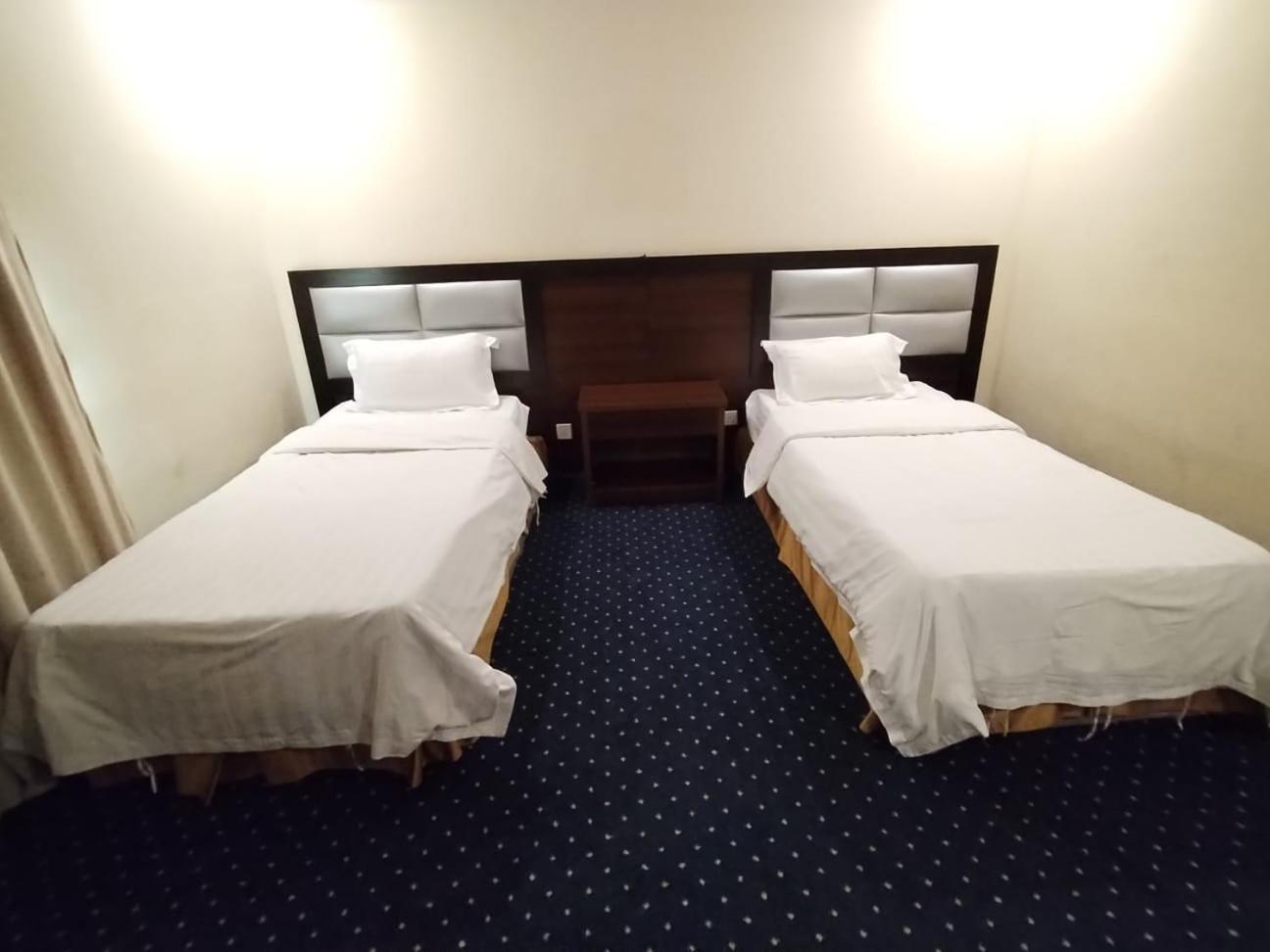 فندق الفرسان المتحدة فرع الفيصلية Aparthotel Jeddah Exterior photo