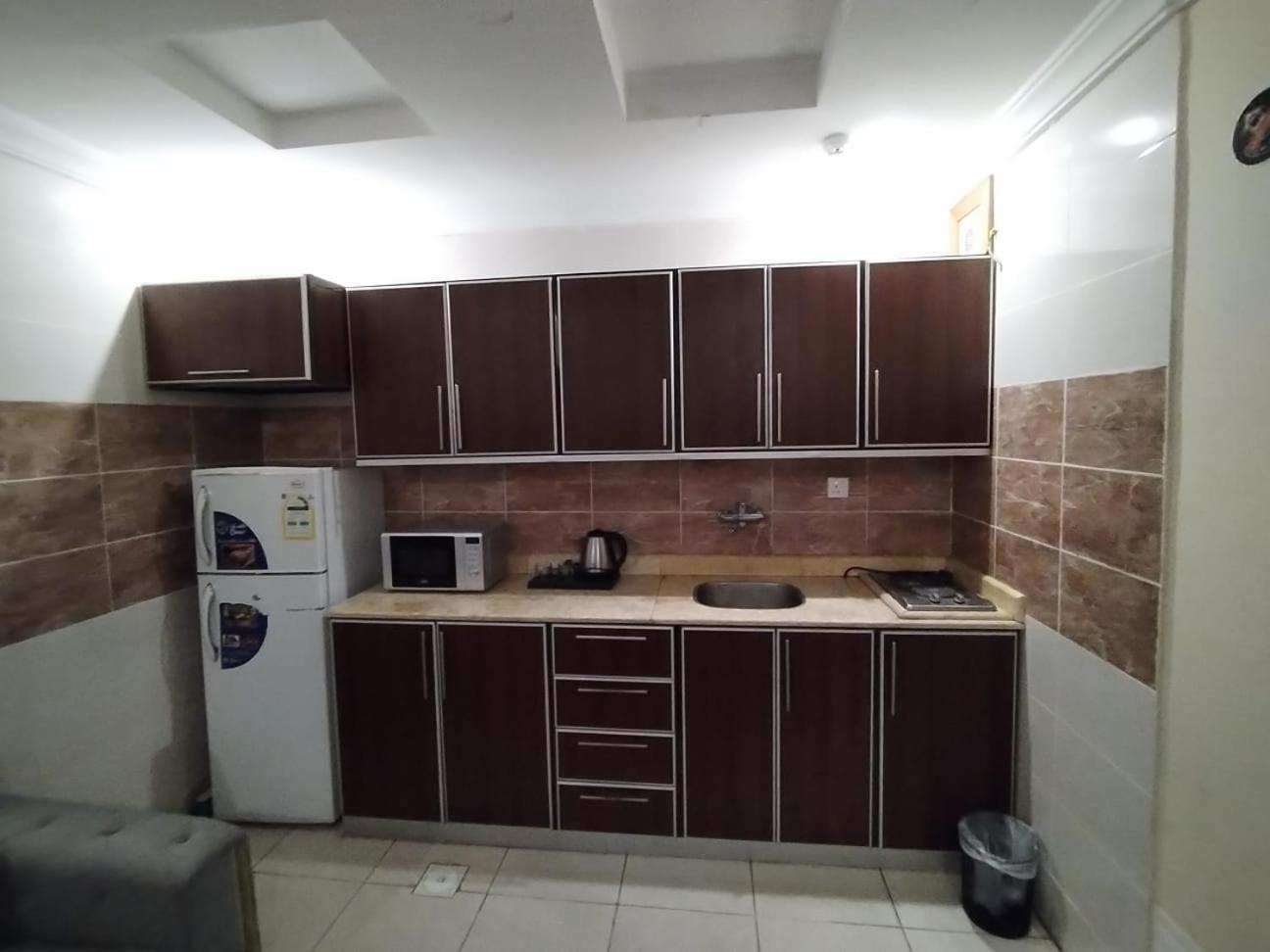 فندق الفرسان المتحدة فرع الفيصلية Aparthotel Jeddah Exterior photo